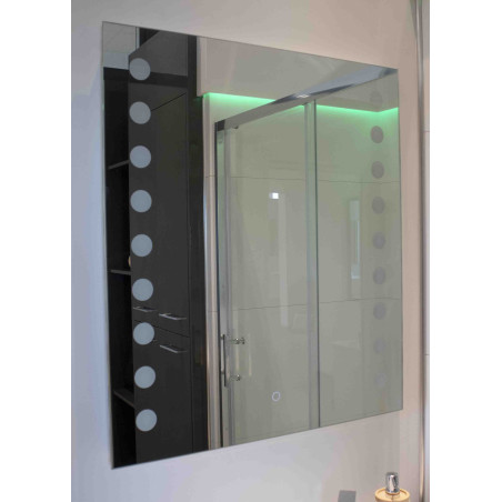 Miroir avec éclairage LED STARLED - 70 cm x 80 cm 