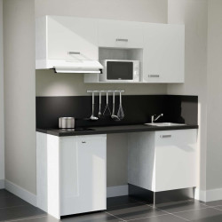 Kitchenette 180 cm K55L : façades blanches, plan de travail et crédences noir, frigo top, micro-ondes et hotte blanc